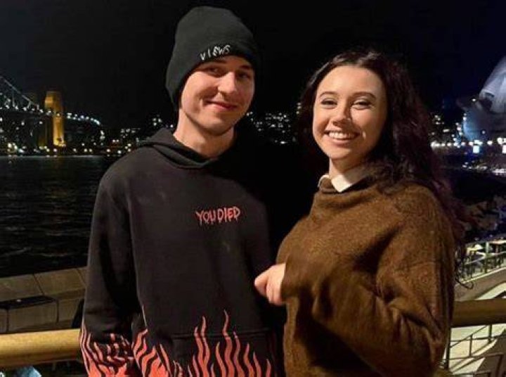 Fans Think Gaege Gibson Girlfriend Is Liv Bevan After Adorable Stream