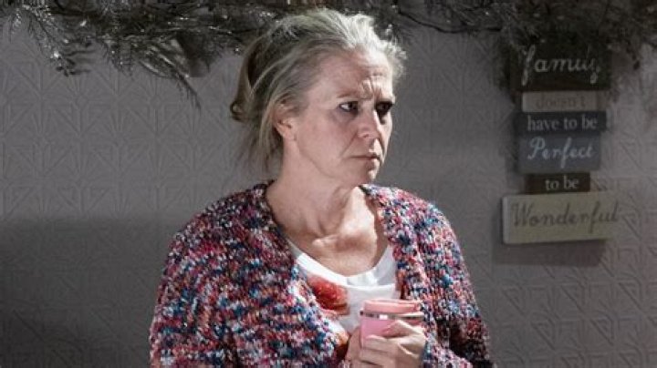
Fans Think Kellie Bright Is Leaving Eastenders After The Last Episode, What Happened To Linda Carter? 