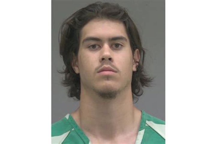 
Florida Gators Quarterback Jalen Kitna, 19, Charged with Possession of Child Pornography 
