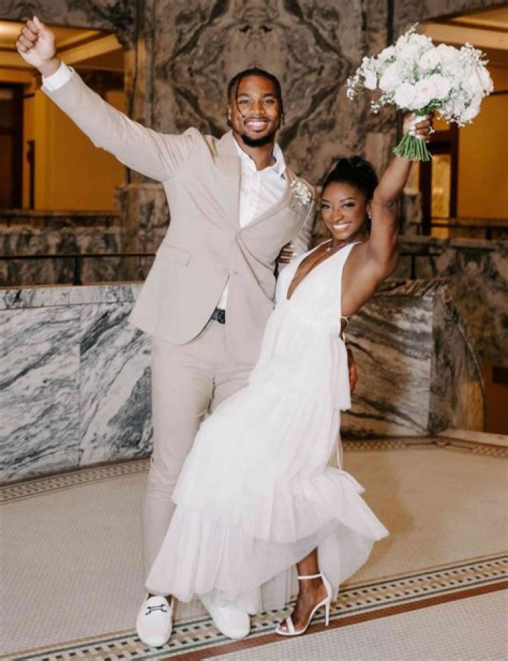 
Foluke Akinradewo Husband Jonathan Gunderson Is A Finance Guy 