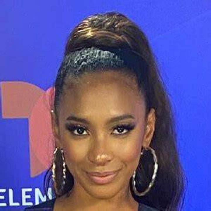 Gabriela Ovalles Height, Weight, Net Worth, Age, Birthday, Wikipedia, Who, Nationality, Biography