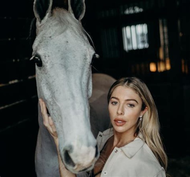 Hannah Selleck Height, Weight, Net Worth, Age, Birthday, Wikipedia, Who, Instagram, Biography