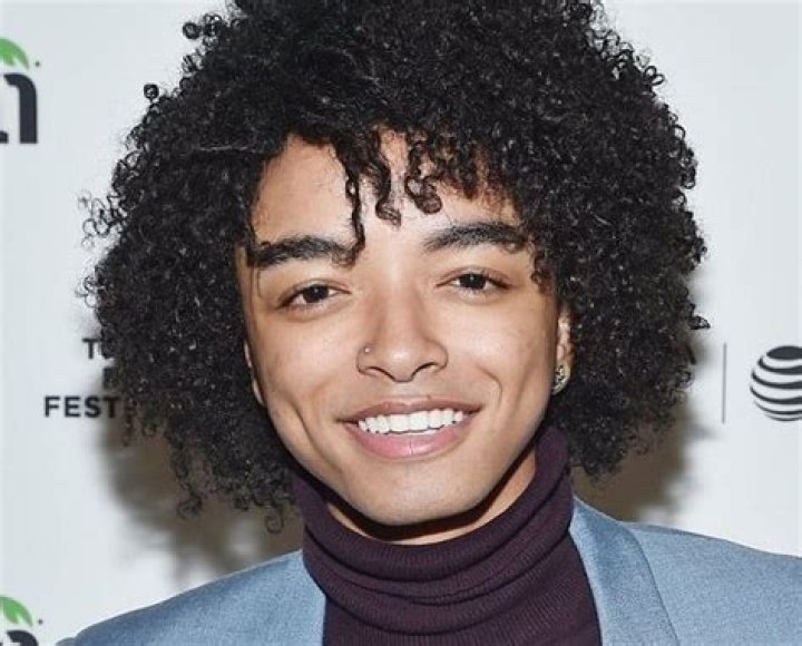 
Harri Leigh Height, Weight, Net Worth, Age, Birthday, Wikipedia, Who, Nationality, Biography 