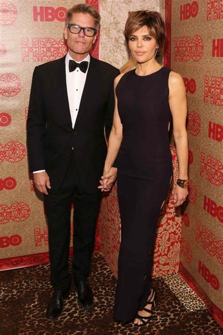 
Harry Hamlin Shares What He’s Learned About Marriage After 25 Years with Lisa Rinna: ‘We’re Not Clingy’ 