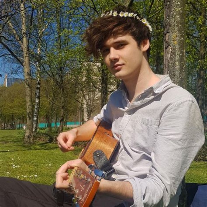 How old is Wilbur Soot from Twitch? Age, Girlfriend, Real Name