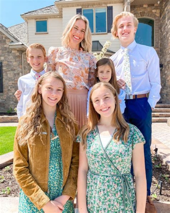 
Hung Cao And His Wife April Have Five Beautiful Children – Everything To Know About The Republican Primary Candidate For U.S. House Virginia District 10 