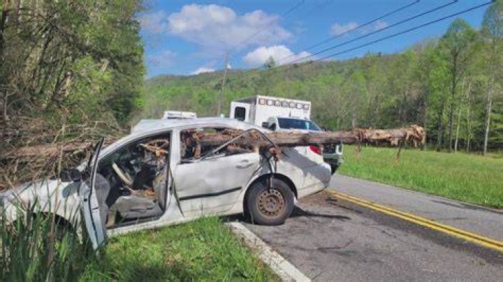 
“I’m safe”, Sabinus speaks after surviving car accident 