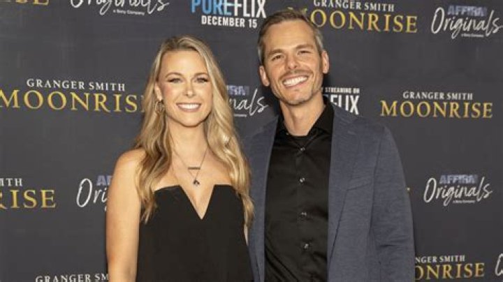 
Interesting Details About Granger Smith and How His Son Died 