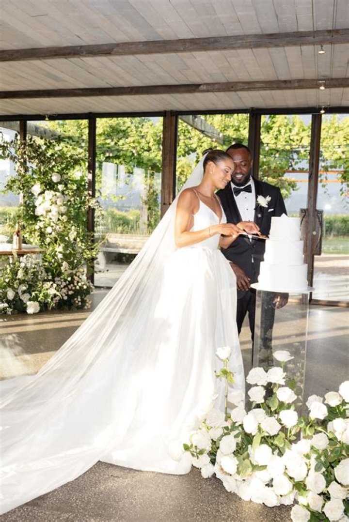 Is Aaron Ekblad Wife A Doctor?