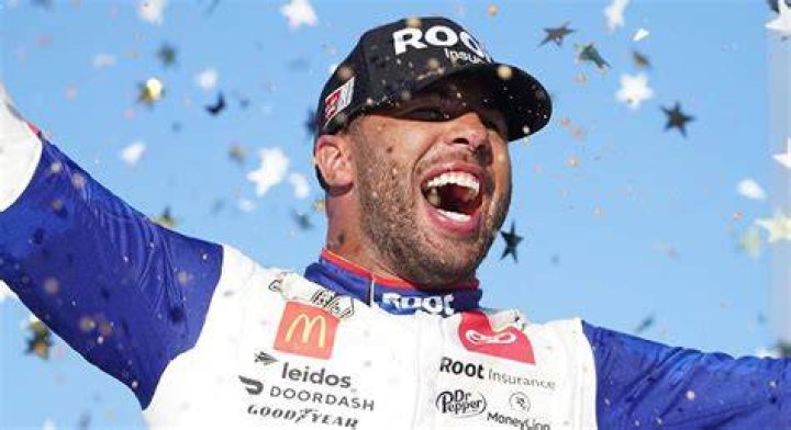 
Is Bubba Wallace Biracial? Get To Know About The American Race Car Driver 