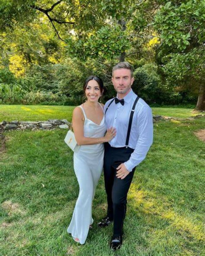 
Is Chase Hudson Married? His Bio, Age, Wife, TikTok, Height and Net worth 
