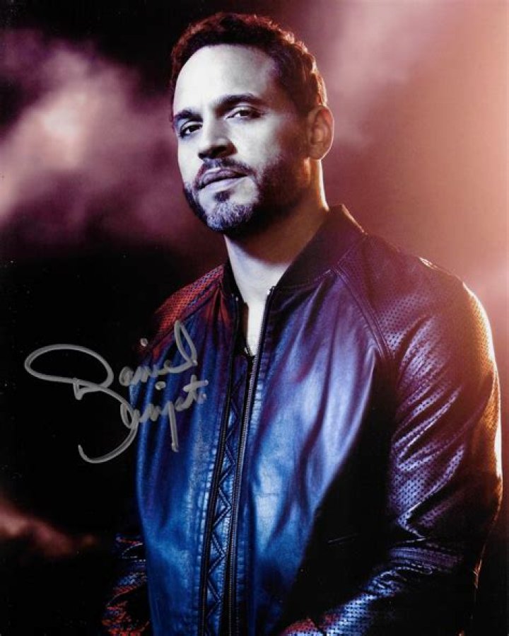 Is Daniel Sunjata Married? Girlfriend, Wife, Gay, Net Worth