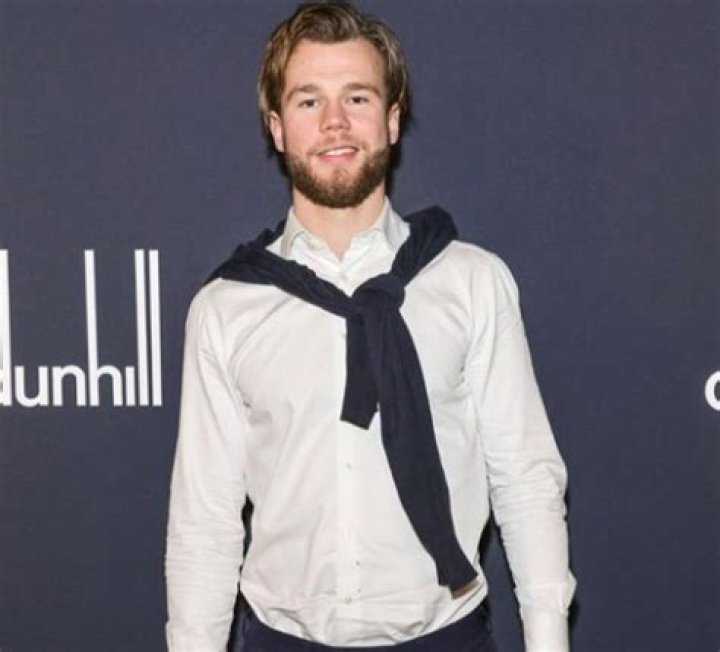 
Is David Elsendoorn Married? Who Is David Elsendoorn Married To? 