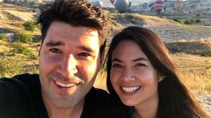 
Is Devenity Perkins Married? Her Bio, Age, Boyfriend, Sister, Instagram and Net worth 