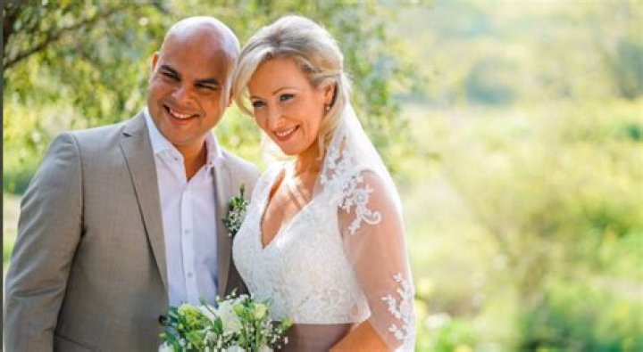 
Is Lori Graham Married? Her Wikipedia, Age, Husband and Wedding 