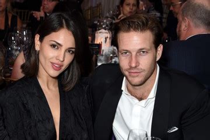 Is Luke Bracey Married to Wife? Or Dating a Girlfriend?