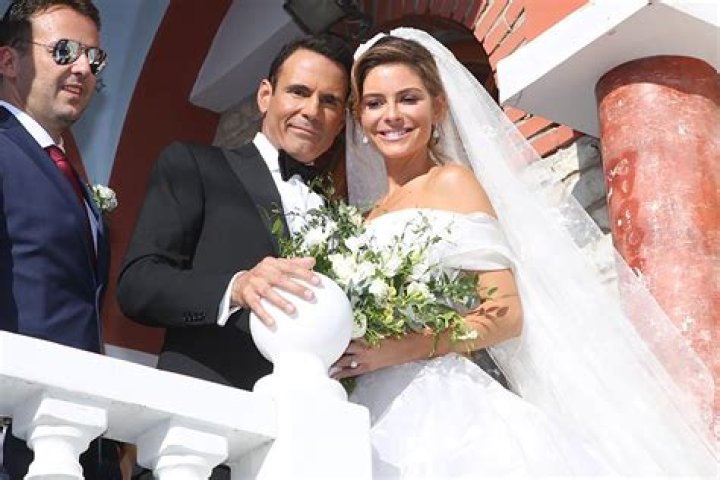 
Is Maria Menounos Married To Nick Lachey? Rumours Explained 