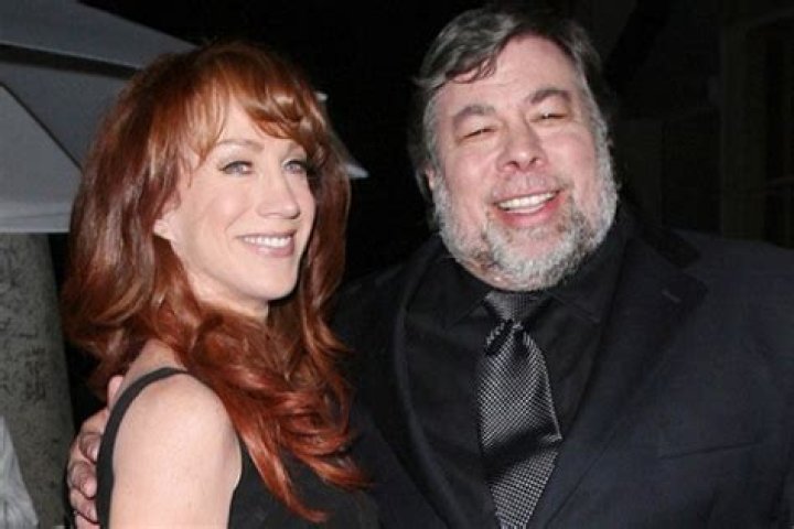Is Mike Wozniak Married? Mike Wozniak Wife, Children, Age, Parents, Siblings, Net Worth, Family, Height