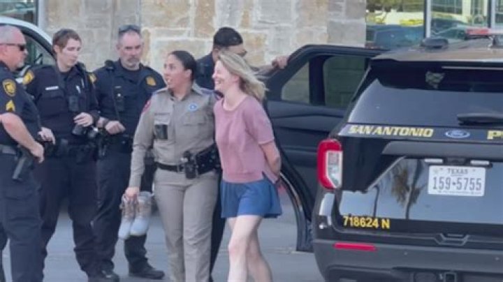 
Is Pamela Castillo In Jail For Breaking And Entering? Woman Arrested On Burglary Charge 