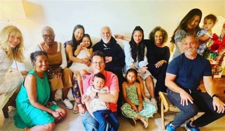 Is Rae Dawn Chong Related To Tommy Chong | Parents And Family