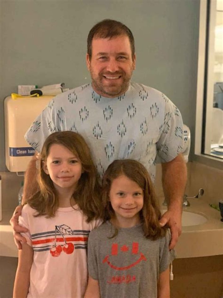 
Is Ryan Newman Married to Wife? Or Dating a Girlfriend? Kids. 