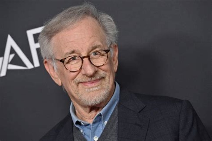 
Is Steven Spielberg Still Alive Or Dead? Steven Spielberg Age, Net Worth, Wife, Daughter And More 