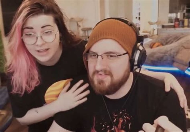 
Is Tectone Married To Fream In 2022? Twitch Streamer Married Life And Relation With Video Streamer 