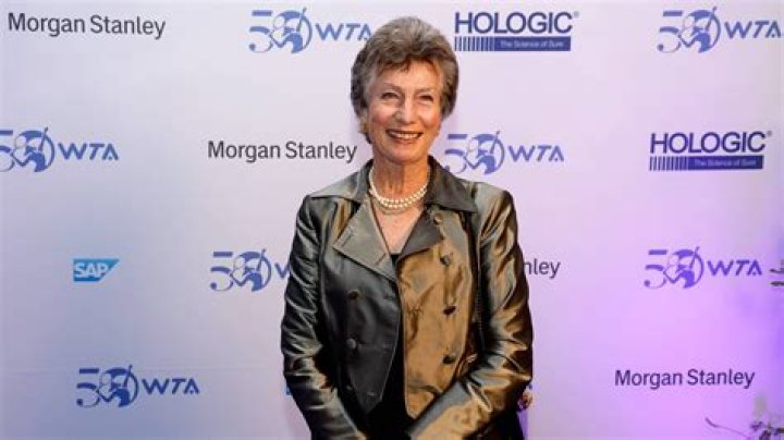 
Is Virginia Wade Gay? Age, Height, Net Worth 
