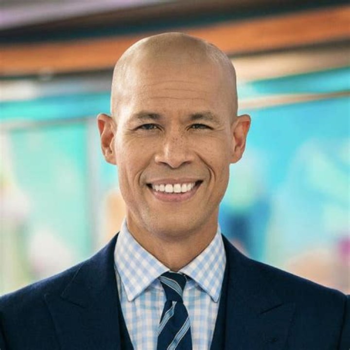 
Is Vladimir Duthiers Gay? Age, Height, Net Worth 