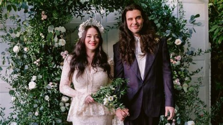 
Is Wesley Dening Married to Wife? Or Dating a Girlfriend? 