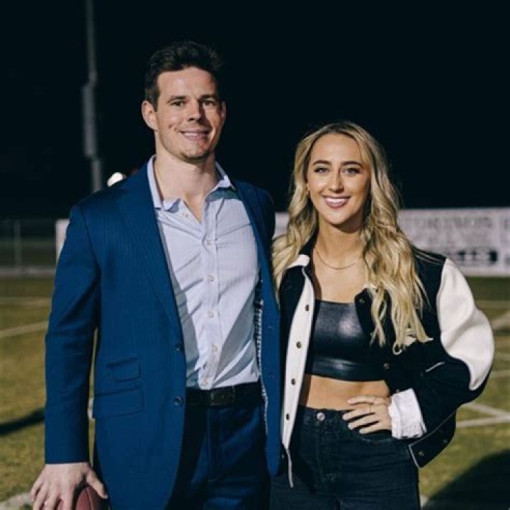 Isabelle Clarke Height, Age, Boyfriend, Biography, Wiki, Net Worth
