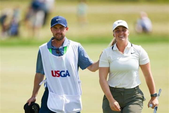 
J.T. Poston Wife- Is The Golfer Married With Girlfriend Turned Fiance Kelly Cox? 
