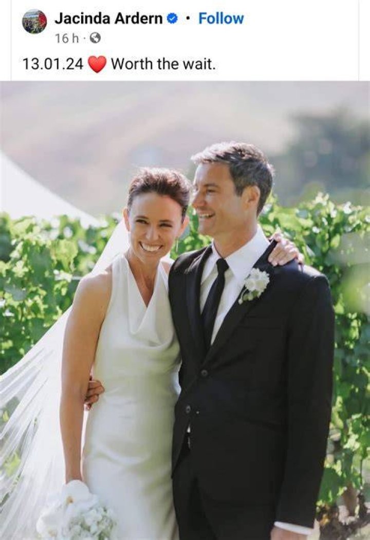 
Jacinda Ardern Relationship: Is She A Lesbian? Politician Boyfriend And Net Worth 