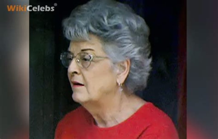 
Jacqueline Dahlstrom Height, Weight, Net Worth, Age, Birthday, Wikipedia, Who, Nationality, Biography 