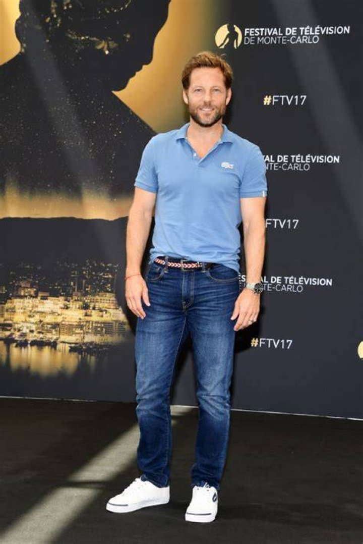 Jamie Bamber Height, Weight, Net Worth, Age, Birthday, Wikipedia, Who, Nationality, Biography