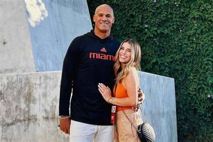 
Jason Taylor has been Married to Wife, Monica Taylor since 2020 