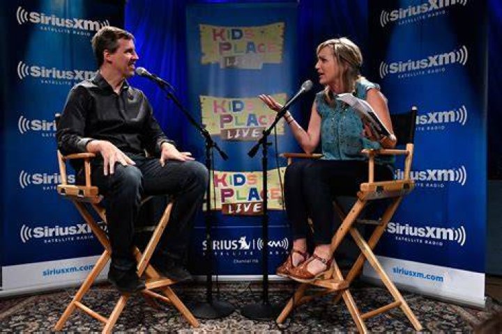 Jeff Kinney Height, Weight, Net Worth, Age, Birthday, Wikipedia, Who, Nationality, Biography