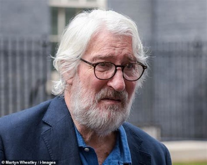 
Jeremy Paxman Age, Birthday, Wikipedia, Who, Nationality, Biography 