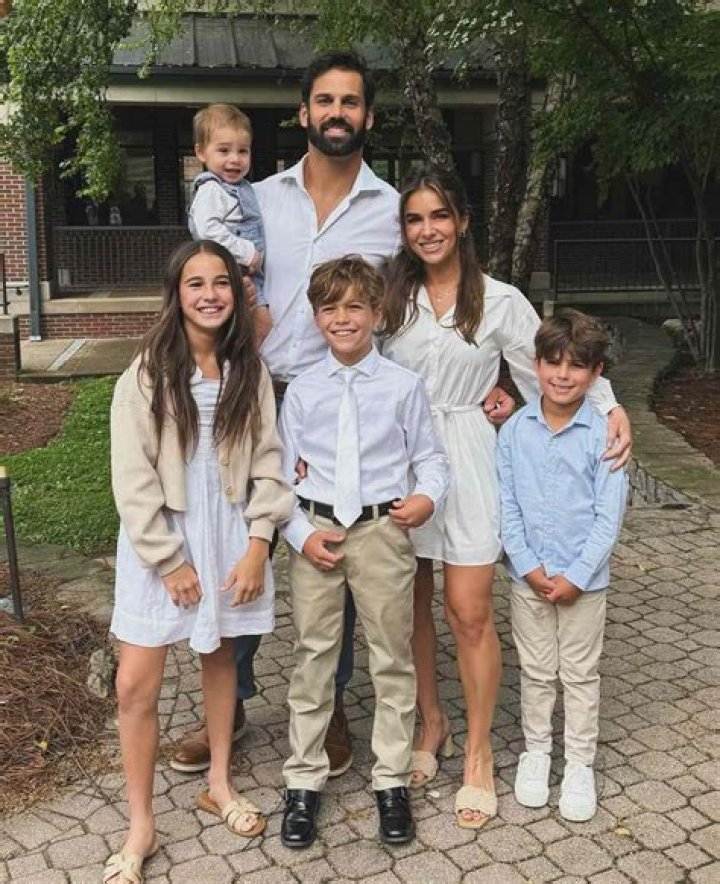Jessie James Decker Family Feud Drama and Issues Explained, What Happened With Eric Decker?