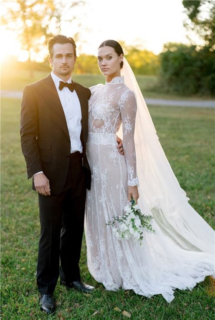 
Jon-Michael Ecker’s Past Relationships 