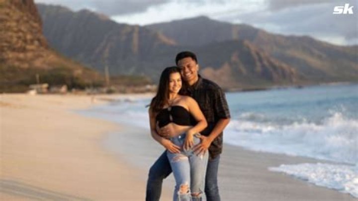 
Kamalani Dung Parents: Mother Honey Rodrigues And Father Lance Dung 