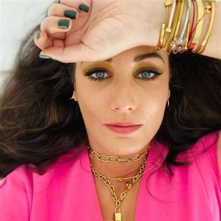 
Karla Monroig Height, Weight, Net Worth, Age, Birthday, Wikipedia, Who, Nationality, Biography 