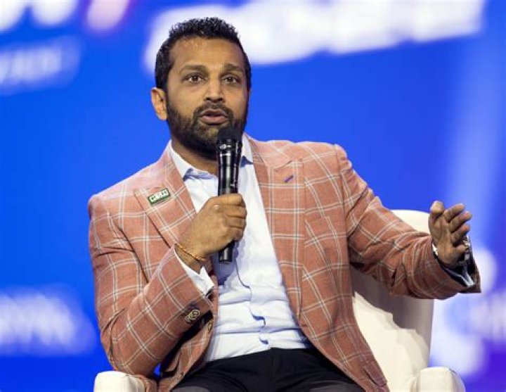 
Kash Patel’s Previous Relationships : Kash Patel’s Wife Biography 