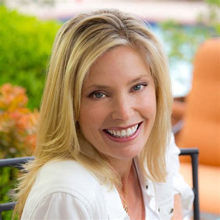 Kelly Emberg Height, Weight, Net Worth, Age, Birthday, Wikipedia, Who, Nationality, Biography