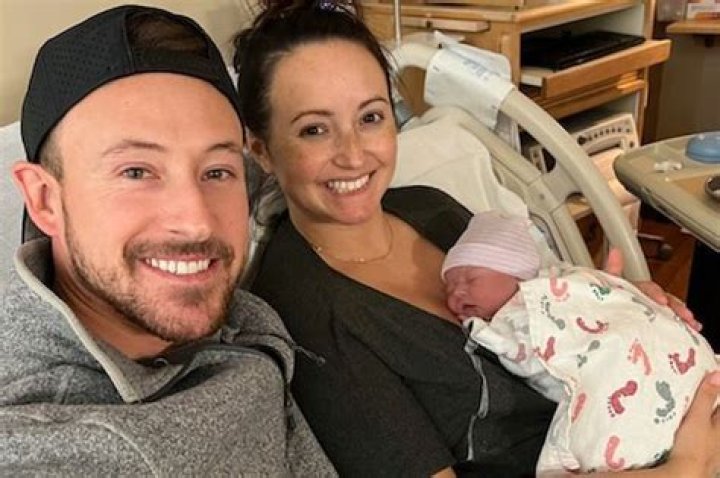 
Kenzie Hemric, Daniel Hemric Wife Age and Instagram Photos 