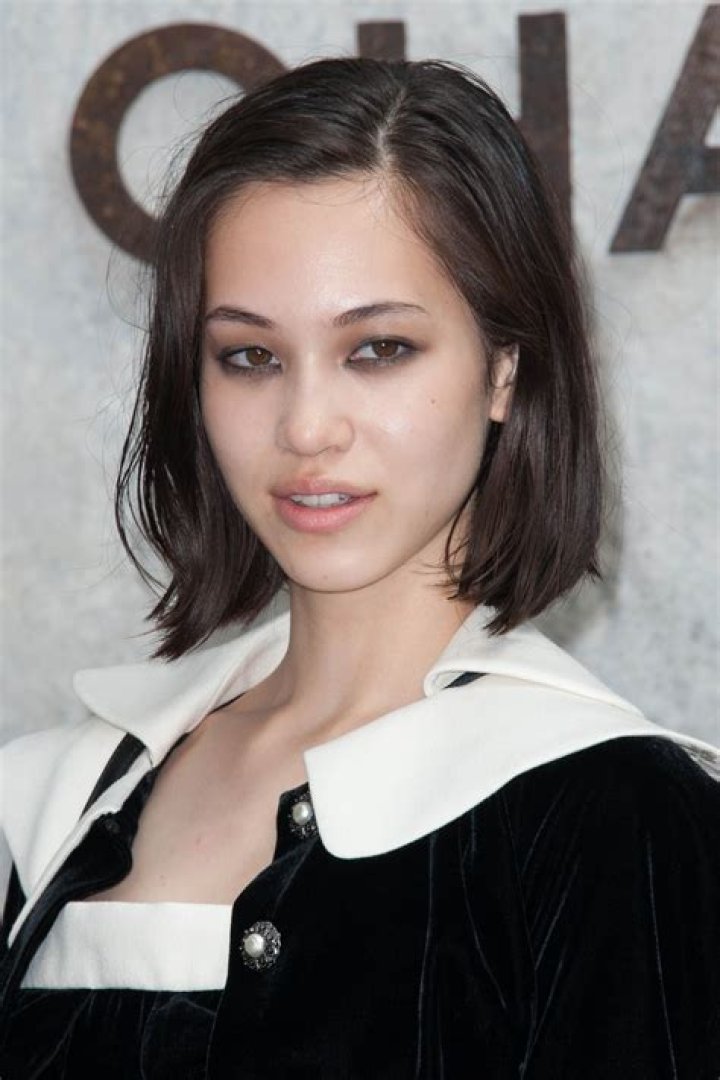 Kiko Mizuhara Height, Weight, Net Worth, Age, Birthday, Wikipedia, Who, Nationality, Biography