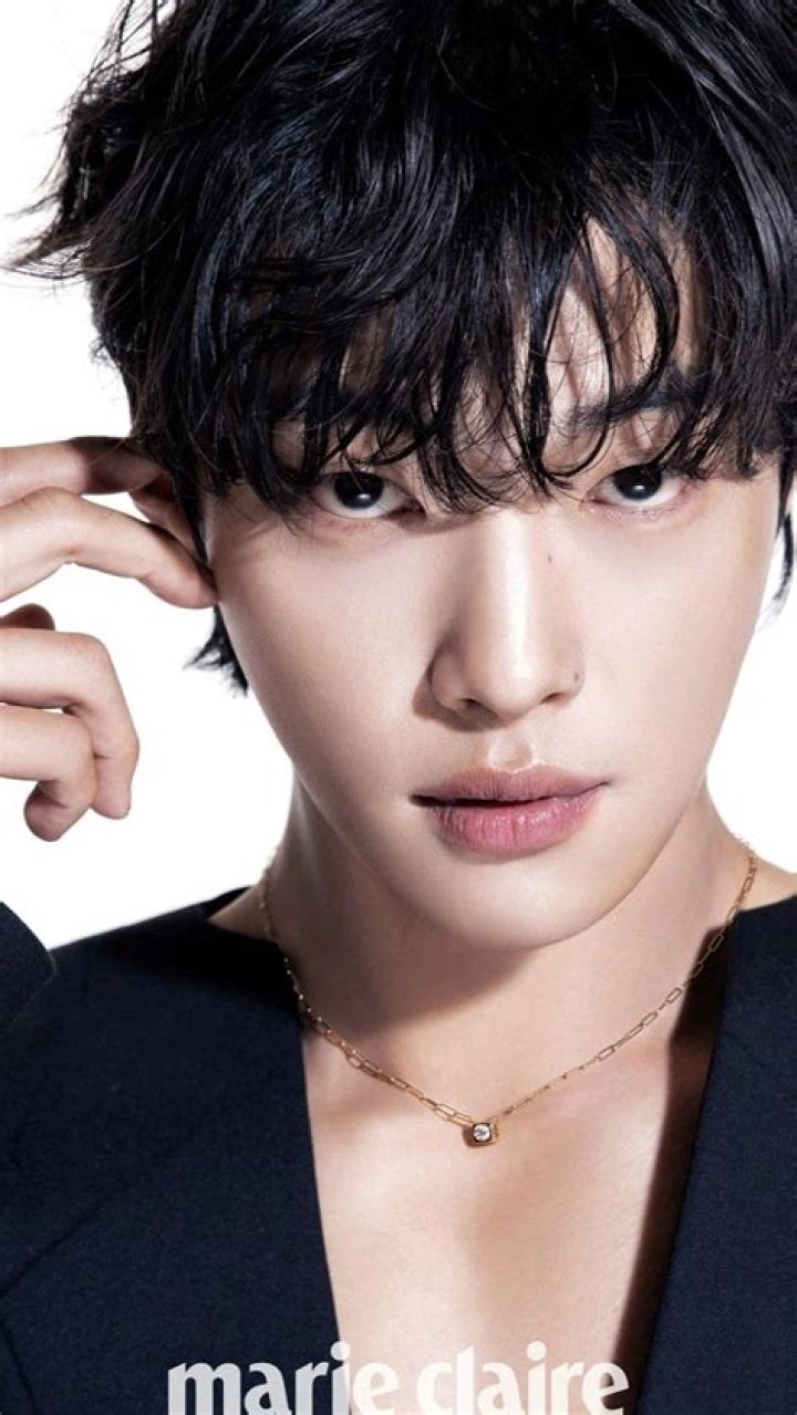 Kim Hwan-hee Height, Weight, Net Worth, Age, Birthday, Wikipedia, Who, Nationality, Biography