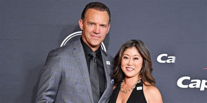 
Kristi Yamaguchi Is Officially Married In The Year Of 2000 – Meet Her Husband! 