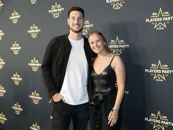 
Kyle Tucker Girlfriend 2022 Does Kyle Tucker Have A Girlfriend 