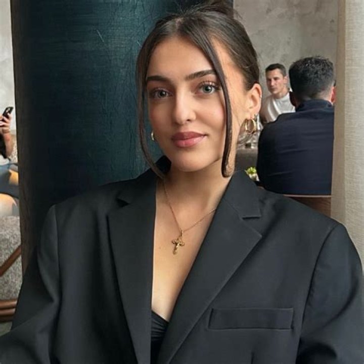 Lara Goldie Height, Weight, Net Worth, Age, Wiki, Who, Instagram, Biography